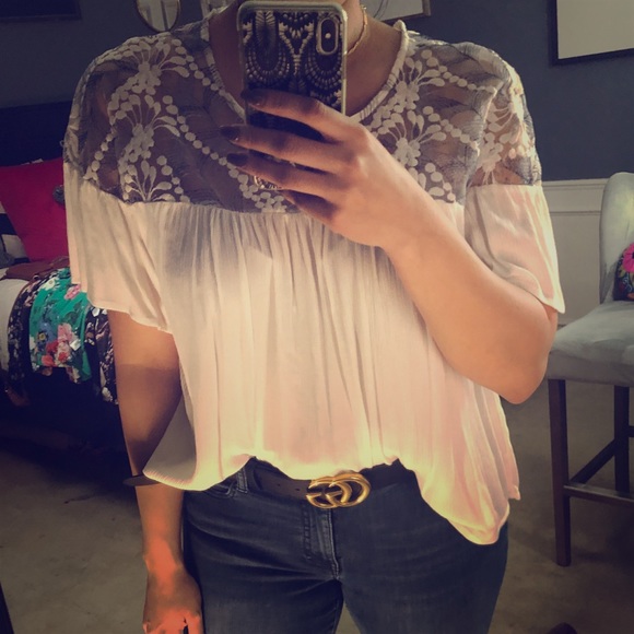 Love Riche Tops - Flowy Love Riche boutique blouse